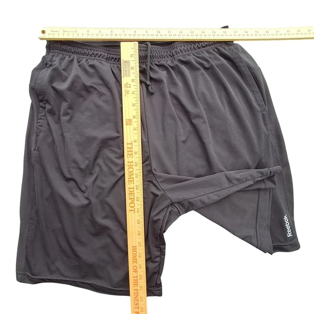 Reebok Mens 2XL Black Speedwick Athletic Shorts Pockets Drawstring Gym Mesh